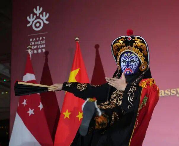 扬丝路 同心贺新春AG真人登录云帆(图4) 扬丝路 同心贺新春AG真人登录云帆(图4)