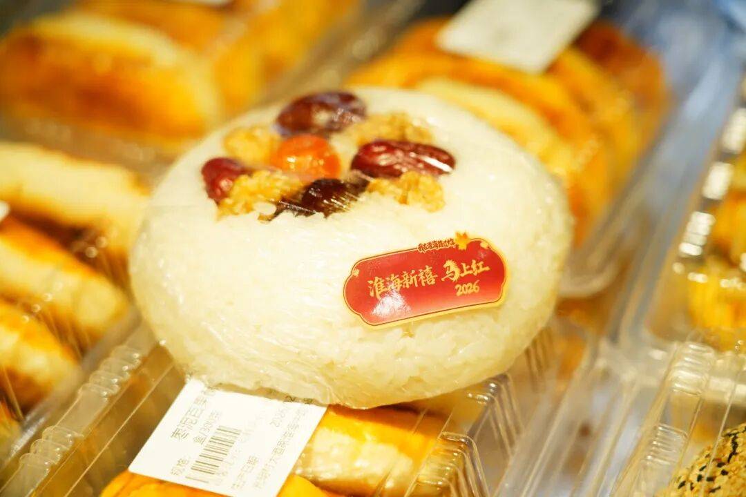 焕新！点亮新春“最上海”年味→AG真人地址淮海路老字号联动(图3)